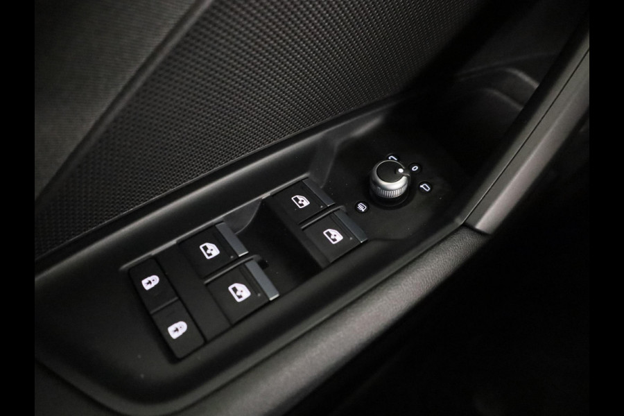 Audi A3 Sportback 30 TFSI Advanced edition 110pk | Apple carplay | Virtual cockpit | Climat control | Sportstoelen | LED koplampen