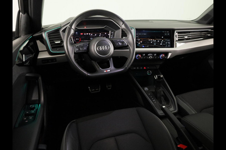 Audi A1 Sportback 40 TFSI edition one 200pk | Automaat | Schuifdak | B&O | Stoelverwarming | ACC | S line | Keyless