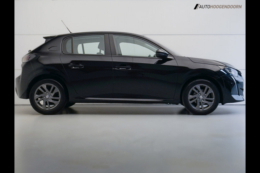 Peugeot 208 1.2 PureTech Active Sport (APPLE CARPLAY,LED VERLICHTING,CAMERA,CLIMATE,CRUISE,LM-VELGEN,SPORTSTOELEN,TOPCONDITIE)