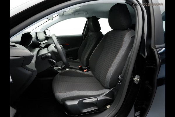 Peugeot 208 1.2 PureTech Active Sport (APPLE CARPLAY,LED VERLICHTING,CAMERA,CLIMATE,CRUISE,LM-VELGEN,SPORTSTOELEN,TOPCONDITIE)