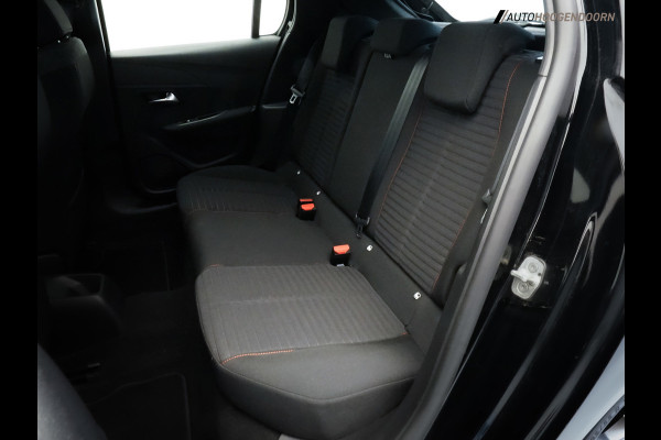 Peugeot 208 1.2 PureTech Active Sport (APPLE CARPLAY,LED VERLICHTING,CAMERA,CLIMATE,CRUISE,LM-VELGEN,SPORTSTOELEN,TOPCONDITIE)