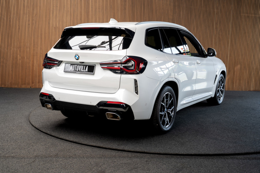 BMW X3 xDrive20i High Exe M-Pakket Leer Head-up Navi LED Elektr. achterklep Climate (3-zone) Elektr. trekhaak PDC LM velgen
