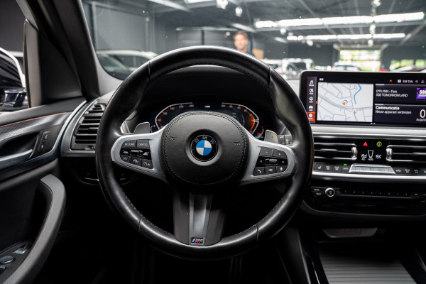 BMW X3 xDrive20i High Exe M-Pakket Leer Head-up Navi LED Elektr. achterklep Climate (3-zone) Elektr. trekhaak PDC LM velgen