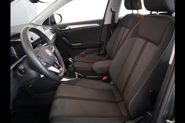 Volkswagen T-Roc 1.0 TSI Life 110 pk | Navigatie via App | Parkeersensoren (Park assist) | Achteruitrijcamera | Adaptieve cruise control | LED koplampen |