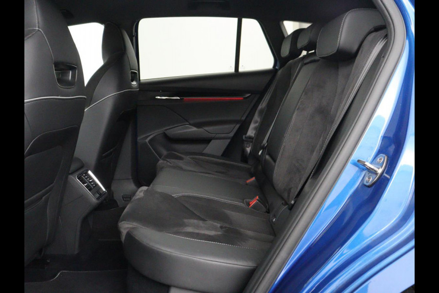 Škoda Enyaq iV 80 Sportline | SOH 93,2% | Leder/alcantara | Stuur/stoelverwarming | Carplay | Sfeerverlichting |  Adaptive cruise | Dodehoek detectie | Camera | Park assist