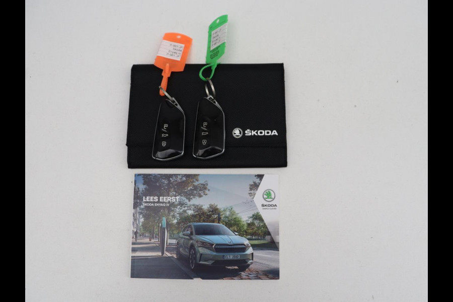 Škoda Enyaq iV 80 Sportline | SOH 93,2% | Leder/alcantara | Stuur/stoelverwarming | Carplay | Sfeerverlichting |  Adaptive cruise | Dodehoek detectie | Camera | Park assist