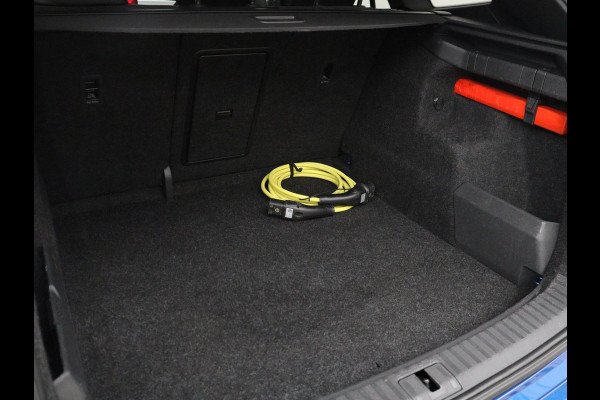 Škoda Enyaq iV 80 Sportline | SOH 93,2% | Leder/alcantara | Stuur/stoelverwarming | Carplay | Sfeerverlichting |  Adaptive cruise | Dodehoek detectie | Camera | Park assist