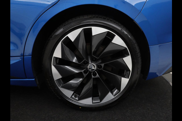 Škoda Enyaq iV 80 Sportline | SOH 93,2% | Leder/alcantara | Stuur/stoelverwarming | Carplay | Sfeerverlichting |  Adaptive cruise | Dodehoek detectie | Camera | Park assist