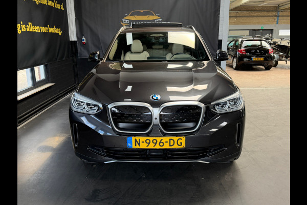 BMW iX3 High Executive 80 kWh | Pano | Sportstoelen | 360 | HUD | H&K | Adaptive Cruise | LED | ACC | Memory | NAP | NL Auto