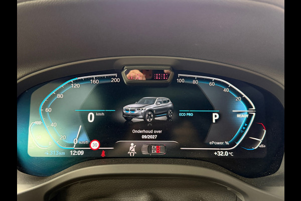 BMW iX3 High Executive 80 kWh | Pano | Sportstoelen | 360 | HUD | H&K | Adaptive Cruise | LED | ACC | Memory | NAP | NL Auto
