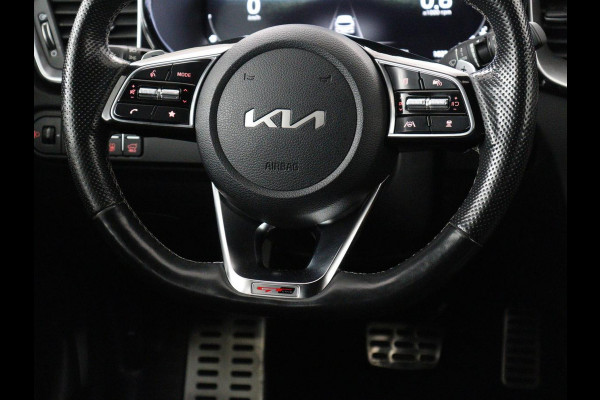 Kia ProCeed 1.5 T-GDI GT-Line | Panoramadak | Trekhaak | Half Leder | Stuur/stoelverwarming | Virtual dashboard | Adaptive cruise | Camera | Carplay | Dodehoek detectie |