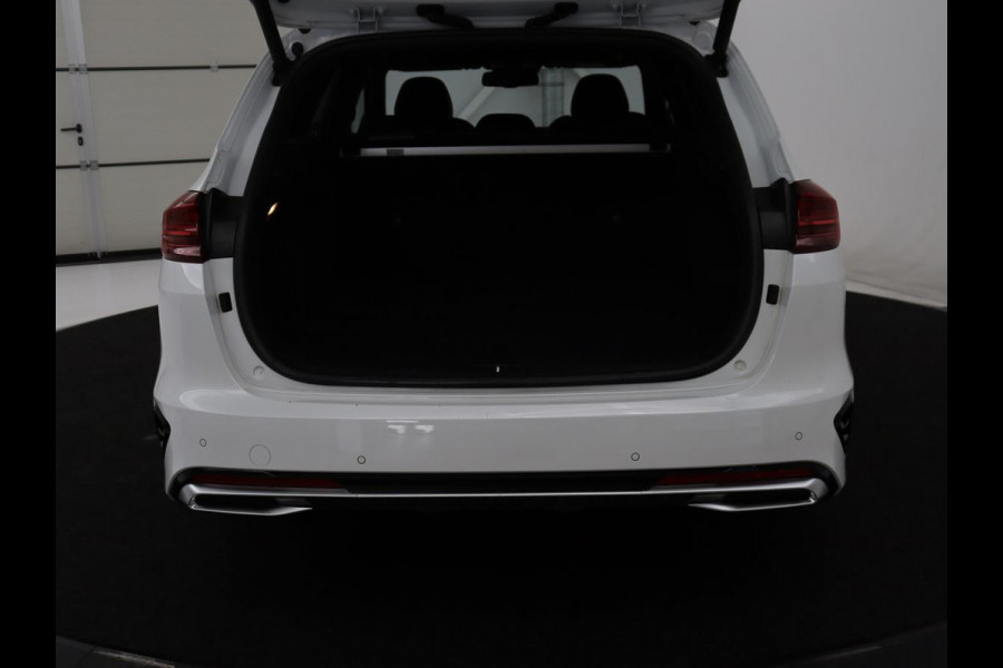 Kia ProCeed 1.5 T-GDI GT-Line | Panoramadak | Trekhaak | Half Leder | Stuur/stoelverwarming | Virtual dashboard | Adaptive cruise | Camera | Carplay | Dodehoek detectie |