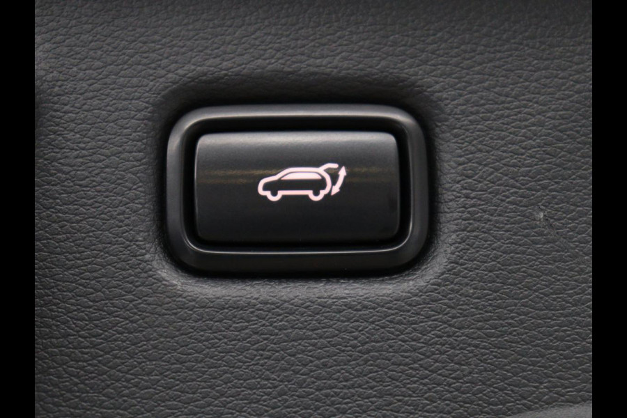 Kia ProCeed 1.5 T-GDI GT-Line | Panoramadak | Trekhaak | Half Leder | Stuur/stoelverwarming | Virtual dashboard | Adaptive cruise | Camera | Carplay | Dodehoek detectie |