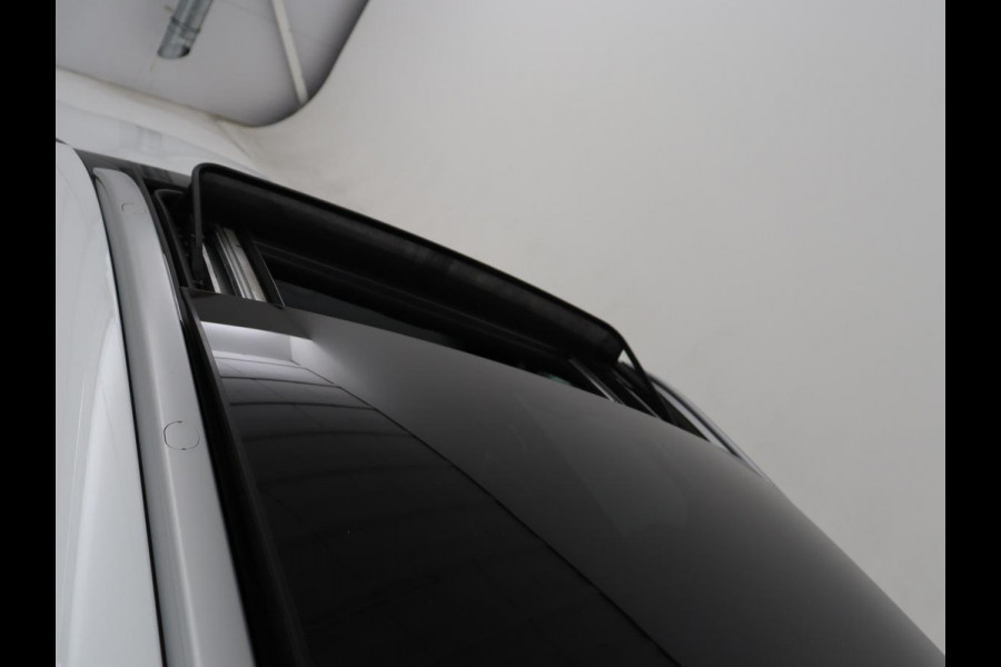 Kia ProCeed 1.5 T-GDI GT-Line | Panoramadak | Trekhaak | Half Leder | Stuur/stoelverwarming | Virtual dashboard | Adaptive cruise | Camera | Carplay | Dodehoek detectie |