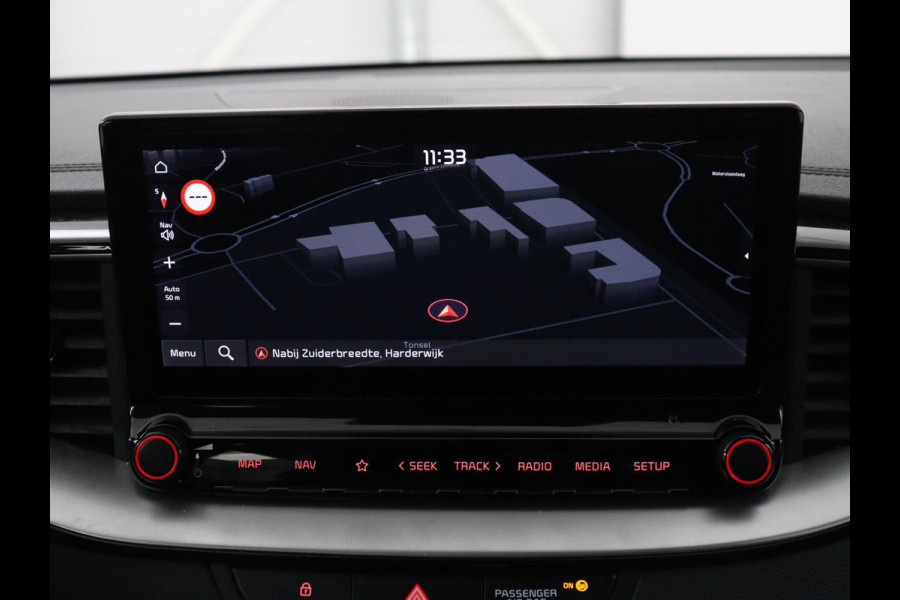 Kia ProCeed 1.5 T-GDI GT-Line | Panoramadak | Trekhaak | Half Leder | Stuur/stoelverwarming | Virtual dashboard | Adaptive cruise | Camera | Carplay | Dodehoek detectie |