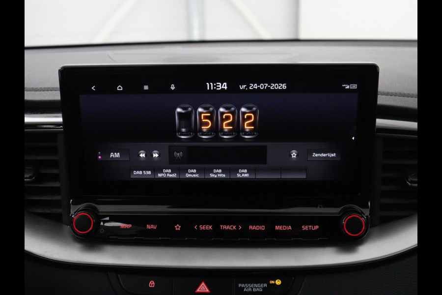 Kia ProCeed 1.5 T-GDI GT-Line | Panoramadak | Trekhaak | Half Leder | Stuur/stoelverwarming | Virtual dashboard | Adaptive cruise | Camera | Carplay | Dodehoek detectie |