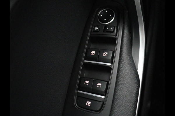 Kia ProCeed 1.5 T-GDI GT-Line | Panoramadak | Trekhaak | Half Leder | Stuur/stoelverwarming | Virtual dashboard | Adaptive cruise | Camera | Carplay | Dodehoek detectie |