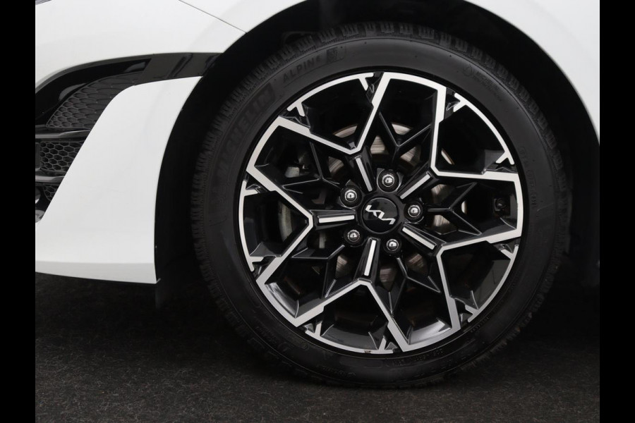 Kia ProCeed 1.5 T-GDI GT-Line | Panoramadak | Trekhaak | Half Leder | Stuur/stoelverwarming | Virtual dashboard | Adaptive cruise | Camera | Carplay | Dodehoek detectie |
