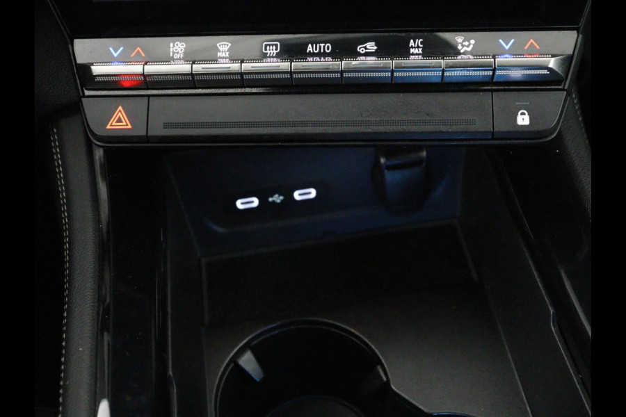 Renault Austral 1.3 mild hybrid | SOH 92,4% | Half leder | Climate control | Carplay | Virtual Dashboard | Adaptive Cruise | Camera | Park assist |