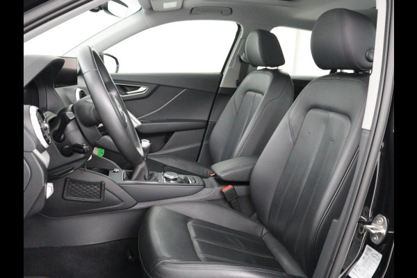 Audi Q2 30 TFSI Advanced edition | Panoramadak | Leder | Virtual Dashboard | Stoelverwarming | Climate control | Camera | Park assist | Cruise control | Navigatie |