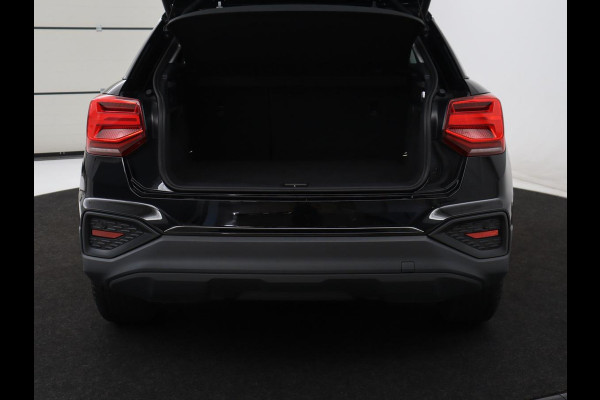 Audi Q2 30 TFSI Advanced edition | Panoramadak | Leder | Virtual Dashboard | Stoelverwarming | Climate control | Camera | Park assist | Cruise control | Navigatie |