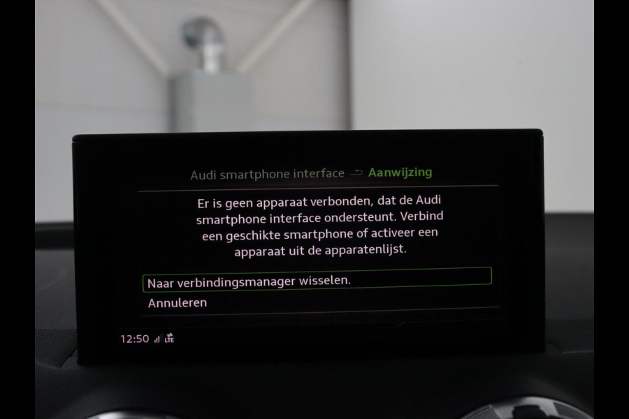 Audi Q2 30 TFSI Advanced edition | Panoramadak | Leder | Virtual Dashboard | Stoelverwarming | Climate control | Camera | Park assist | Cruise control | Navigatie |