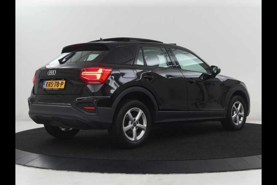 Audi Q2 30 TFSI Advanced edition | Panoramadak | Leder | Virtual Dashboard | Stoelverwarming | Climate control | Camera | Park assist | Cruise control | Navigatie |
