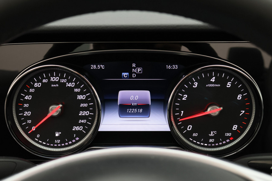 Mercedes-Benz E-Klasse Cabrio 200 25th Anniversary Edition AMG Burmester, Leer, Camera, Apple Carplay, 19", Afn. Trekhaak