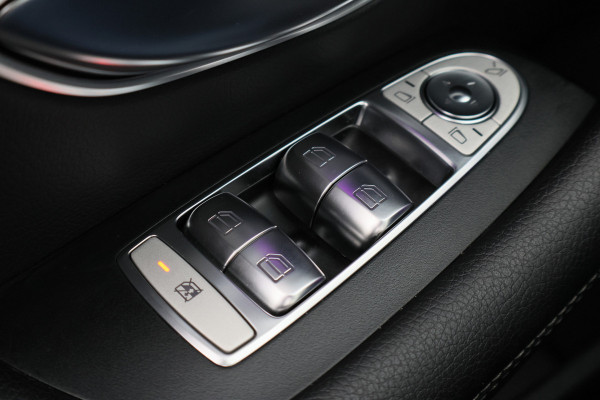 Mercedes-Benz E-Klasse Cabrio 200 25th Anniversary Edition AMG Burmester, Leer, Camera, Apple Carplay, 19", Afn. Trekhaak