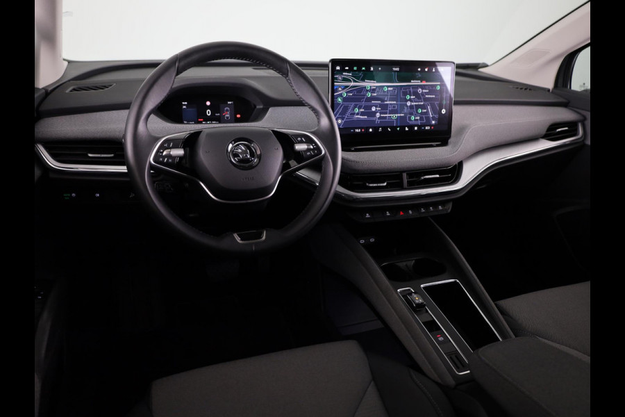 Škoda Enyaq 50 Selection 170 pk | SoH 100% | Navigatie | Parkeersensoren | Achteruitrijcamera | Lichtmetalen velgen 19" |