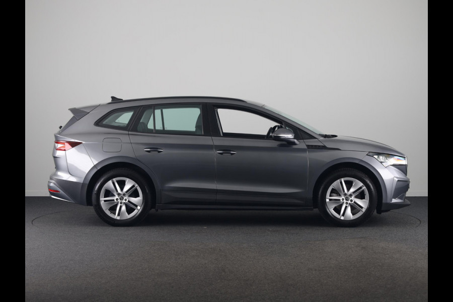 Škoda Enyaq 50 Selection 170 pk | SoH 100% | Navigatie | Parkeersensoren | Achteruitrijcamera | Lichtmetalen velgen 19" |