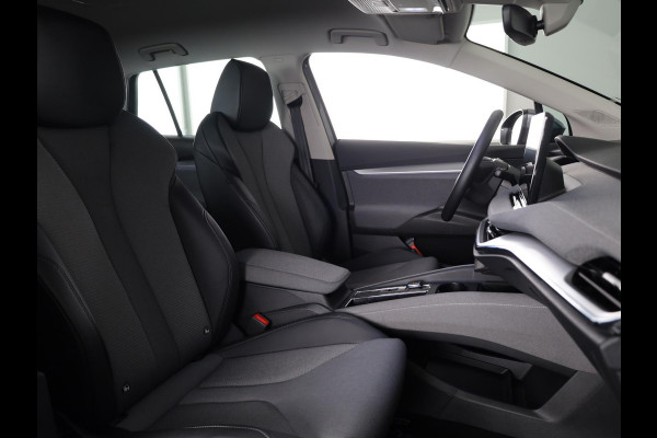 Škoda Enyaq 50 Selection 170 pk | SoH 100% | Navigatie | Parkeersensoren | Achteruitrijcamera | Lichtmetalen velgen 19" |