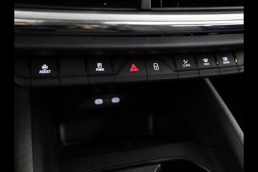 Škoda Enyaq 50 Selection 170 pk | SoH 100% | Navigatie | Parkeersensoren | Achteruitrijcamera | Lichtmetalen velgen 19" |