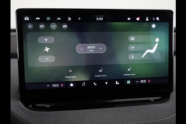 Škoda Enyaq 50 Selection 170 pk | SoH 100% | Navigatie | Parkeersensoren | Achteruitrijcamera | Lichtmetalen velgen 19" |