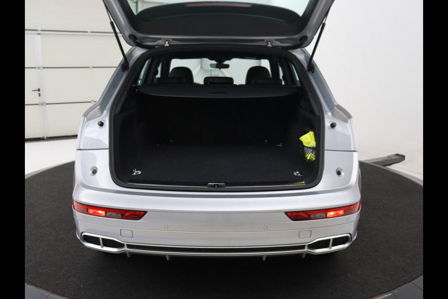 Audi Q5 55 TFSI e quattro Competition | 85,1% | Leder | Sfeerverlichting | Cruise control | Navigatie | 3 zone klimaat | Drive select | PHEV