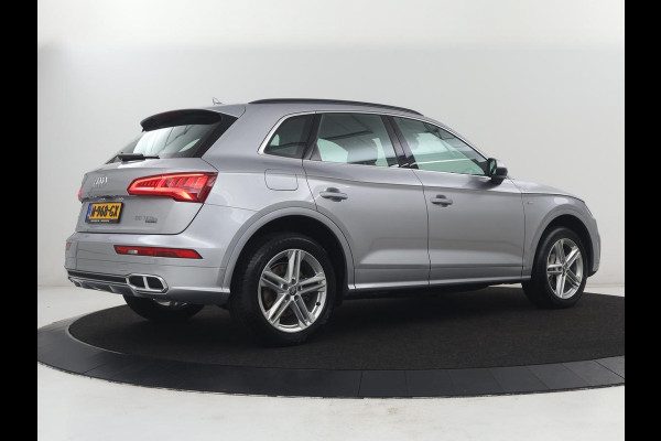 Audi Q5 55 TFSI e quattro Competition | 85,1% | Leder | Sfeerverlichting | Cruise control | Navigatie | 3 zone klimaat | Drive select | PHEV