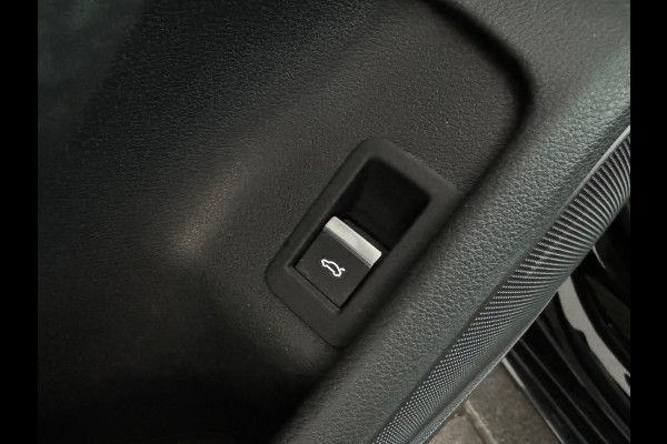 Audi A4 Avant 45 TFSI quattro edition one ACC|Stoelverwarming|Keyless|Lane Assist|Camera