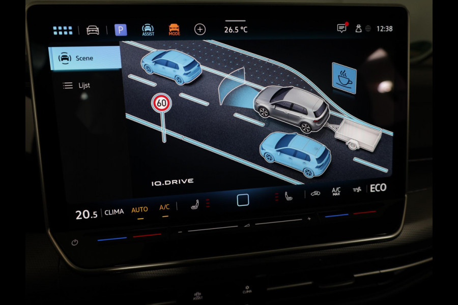 Volkswagen Golf 1.5 eHybrid Style Edition 204 pk Automaat (DSG) | Verlengde garantie | Navigatie | Panoramadak | Trekhaak (wegklapbaar) | Parkeersensoren (Park assist) | Achteruitrijcamera | Head-up display |