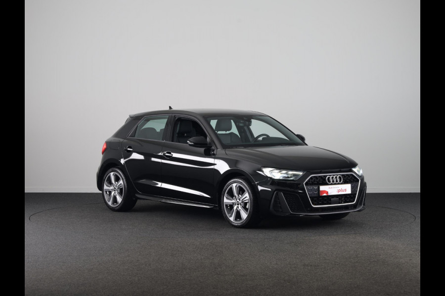 Audi A1 Sportback 30 TFSI S edition 110PK | Navigatie | 17 inch Lichtmetalen velgen | Climatronic | Led verlichting | Parkeersensoren voor en achter | S-line interieur