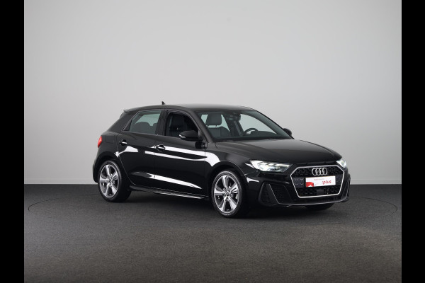 Audi A1 Sportback 30 TFSI S edition 110PK | Navigatie | 17 inch Lichtmetalen velgen | Climatronic | Led verlichting | Parkeersensoren voor en achter | S-line interieur