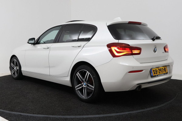 BMW 1-serie 118i High Executive Sport-Line (SCHUIF/KANTELDAK, GROOT-NAVIGATIE, STOELVERWARMING, SPORTSTOELEN, HARMAN KARDON)