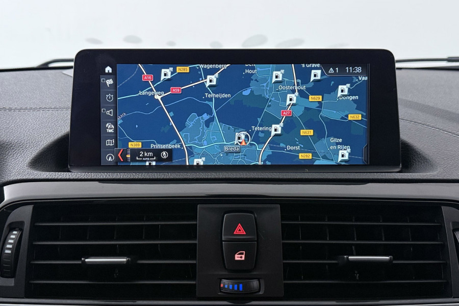 BMW 1-serie 118i High Executive Sport-Line (SCHUIF/KANTELDAK, GROOT-NAVIGATIE, STOELVERWARMING, SPORTSTOELEN, HARMAN KARDON)