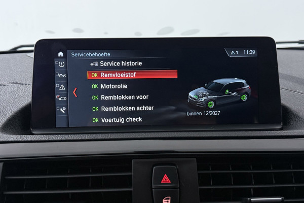 BMW 1-serie 118i High Executive Sport-Line (SCHUIF/KANTELDAK, GROOT-NAVIGATIE, STOELVERWARMING, SPORTSTOELEN, HARMAN KARDON)
