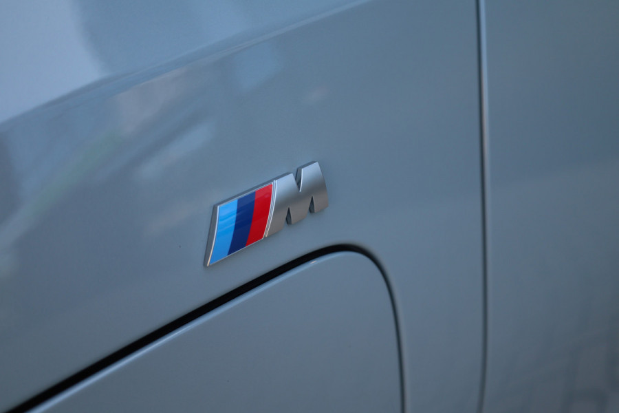 BMW 3-serie 330e M-SPORT | BTW | 360 | HUD | MEMORY | KEYLESS | LED | 20'' | ACC | LEDER | ELEK KOFFERKLEP |