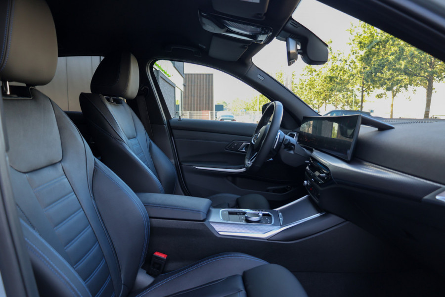 BMW 3-serie 330e M-SPORT | BTW | 360 | HUD | MEMORY | KEYLESS | LED | 20'' | ACC | LEDER | ELEK KOFFERKLEP |