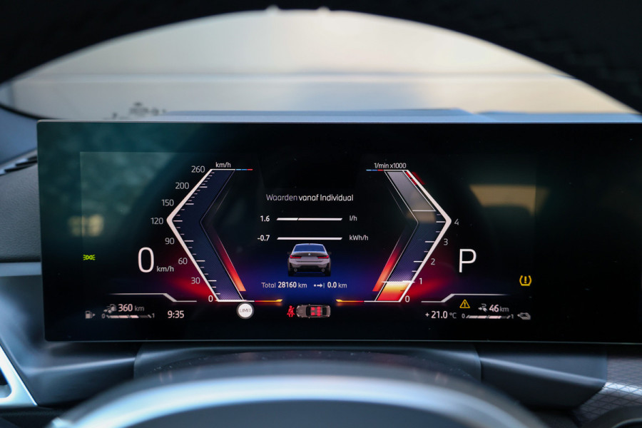 BMW 3-serie 330e M-SPORT | BTW | 360 | HUD | MEMORY | KEYLESS | LED | 20'' | ACC | LEDER | ELEK KOFFERKLEP |