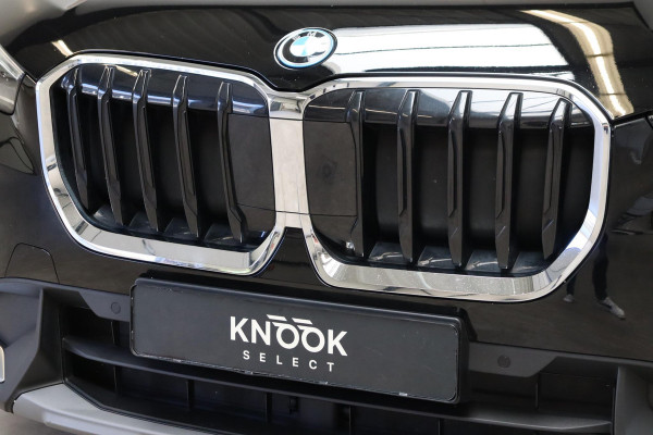 BMW X1 xDrive25e Executive Automaat / Navigatiesysteem / Climate Control / LED / M Dakreling / Active Guard / Parkeerhulpsysteem / DAB / Cruise Control