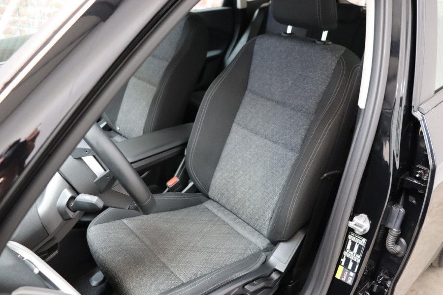 BMW X1 xDrive25e Executive Automaat / Navigatiesysteem / Climate Control / LED / M Dakreling / Active Guard / Parkeerhulpsysteem / DAB / Cruise Control