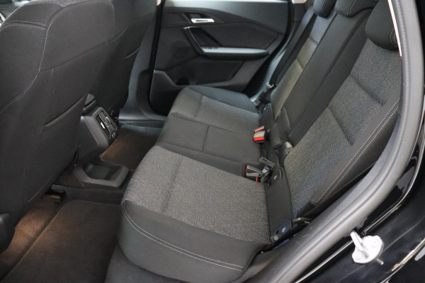 BMW X1 xDrive25e Executive Automaat / Navigatiesysteem / Climate Control / LED / M Dakreling / Active Guard / Parkeerhulpsysteem / DAB / Cruise Control