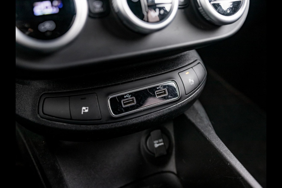 Fiat 500X 1.3 Turbo 150pk Sport Automaat Fiat 500 X 1.3 Turbo 150pk Sport Automaat | LED | Navi | 19" | Apple Carplay